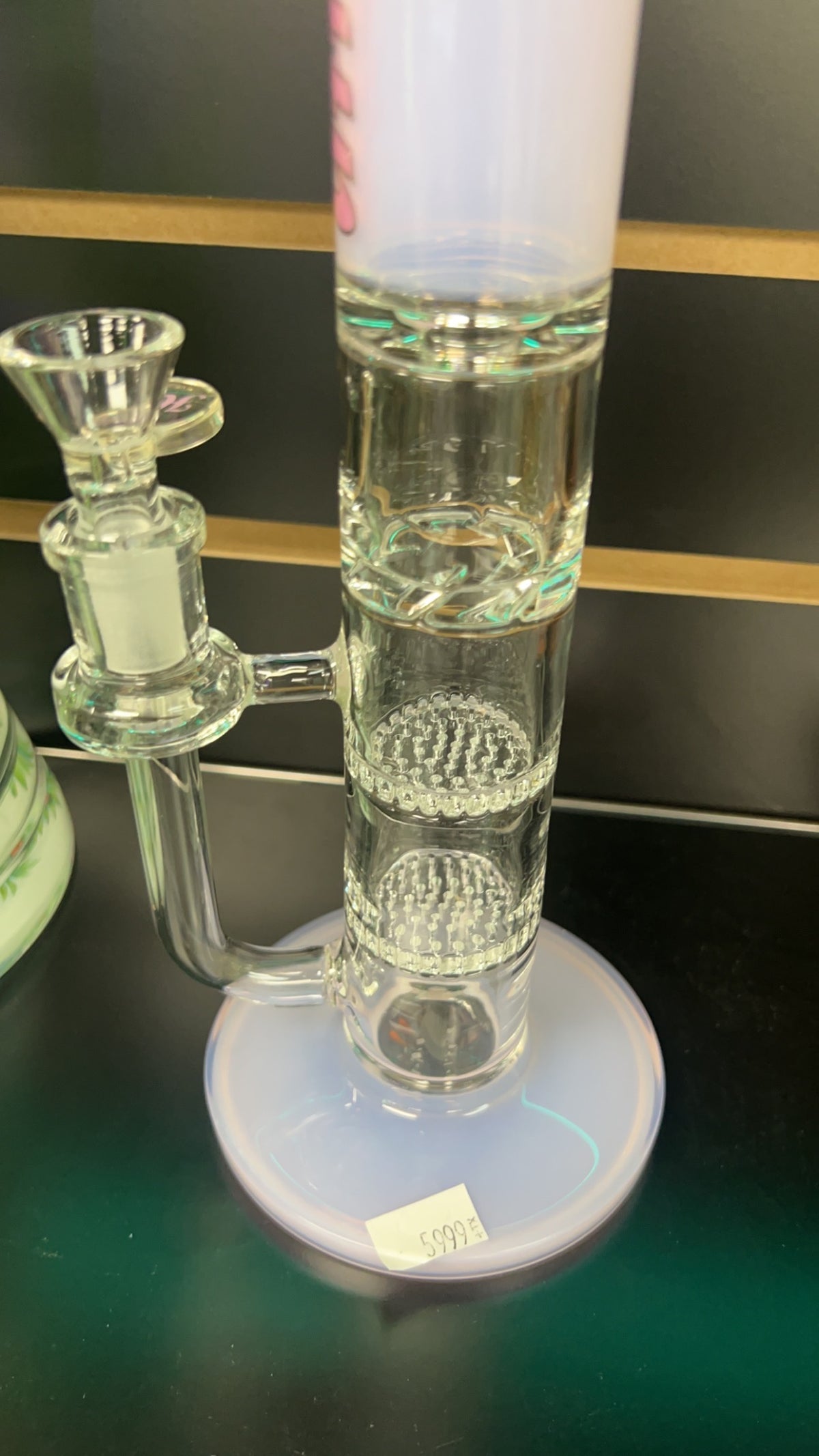 Smoky Rig Bong/Dab Rig HITTIN with Honey Combs – SmokeyCave