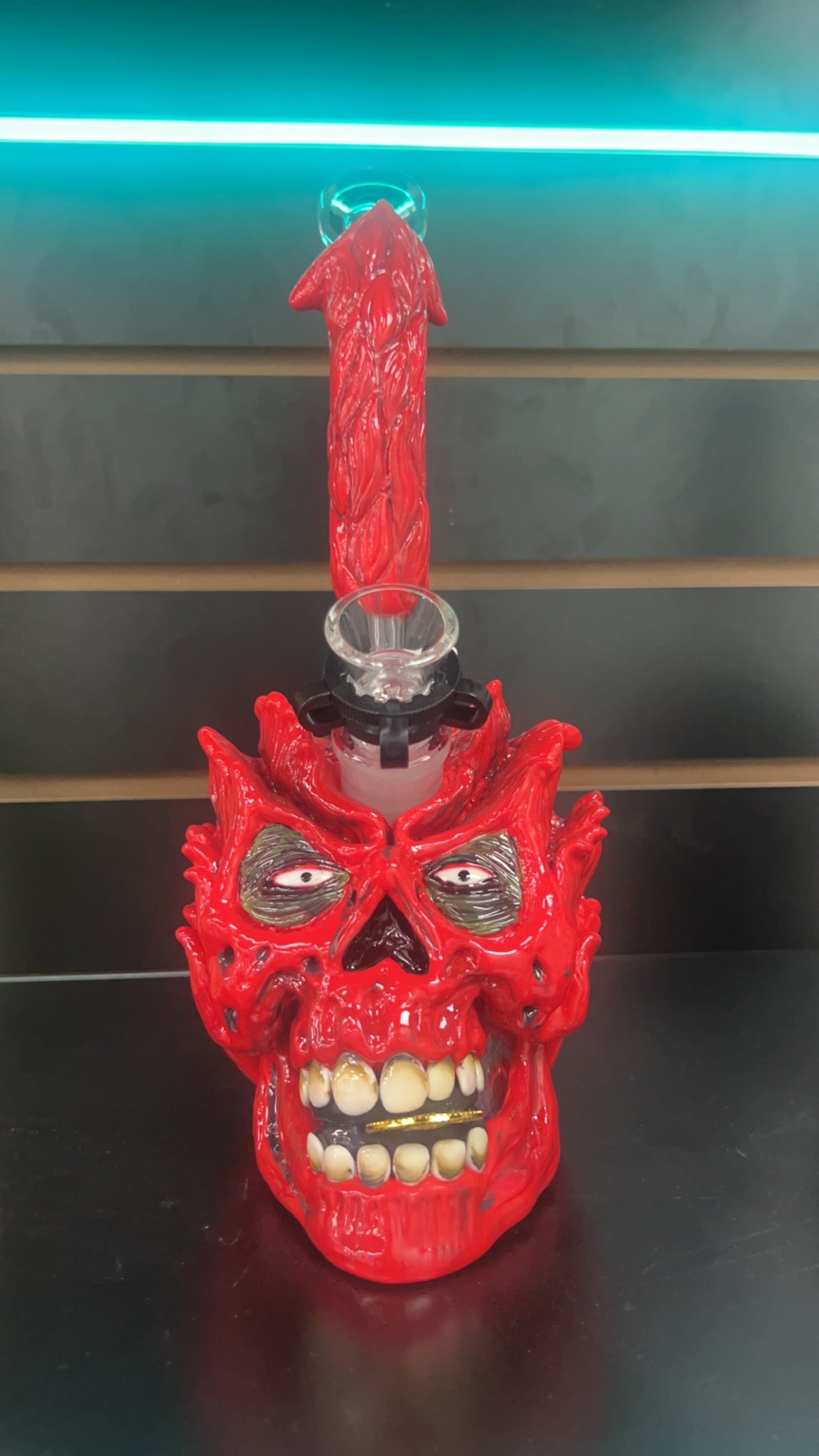 Red Skull Bong